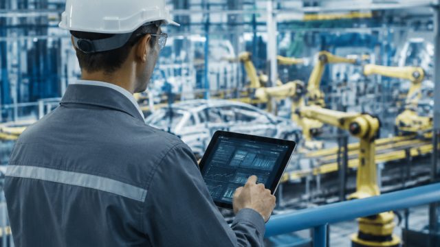 Tianjin's Industrial Sector Embraces Smart Manufacturing Revolution